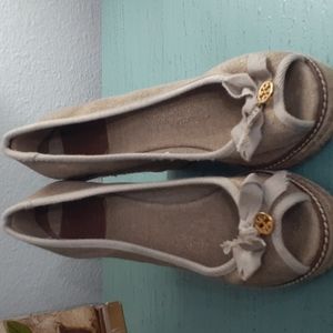Tory Burch Tan Wedges with Bow Accent